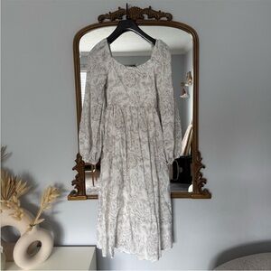 Aura Ivory Floral Long Sleeve Dress